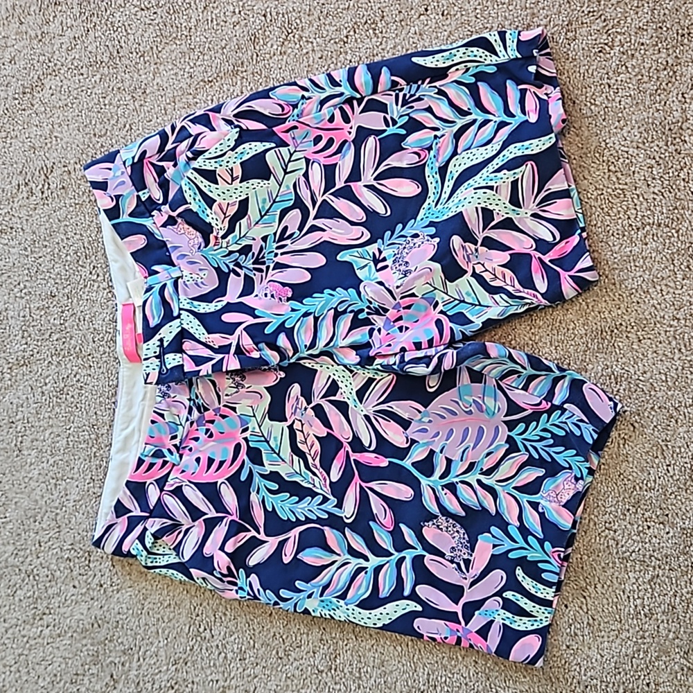 Lilly Pulitzer size 10 Bermuda shorts